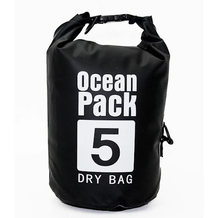 Drybag med plads til 5 liter. Sort.